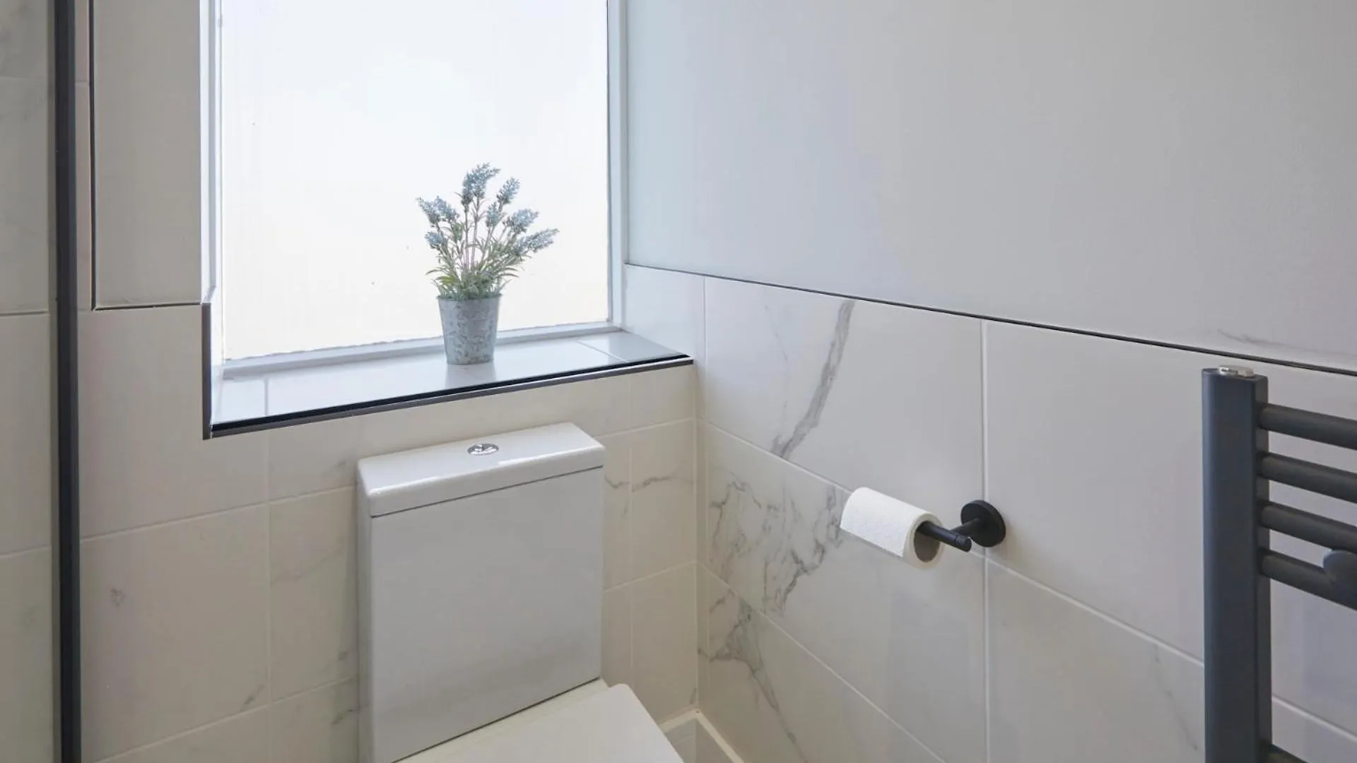 Anya'S Lookout - 1 Bedroom Apartment In Scarbourgh Scarborough 0*,  United Kingdom