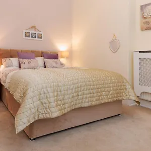 Apartment The Spires, Scarborough